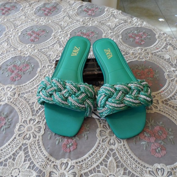 New Zara Green Woven Rhinestone Slip On Sandals Size 6M - Picture 1 of 14